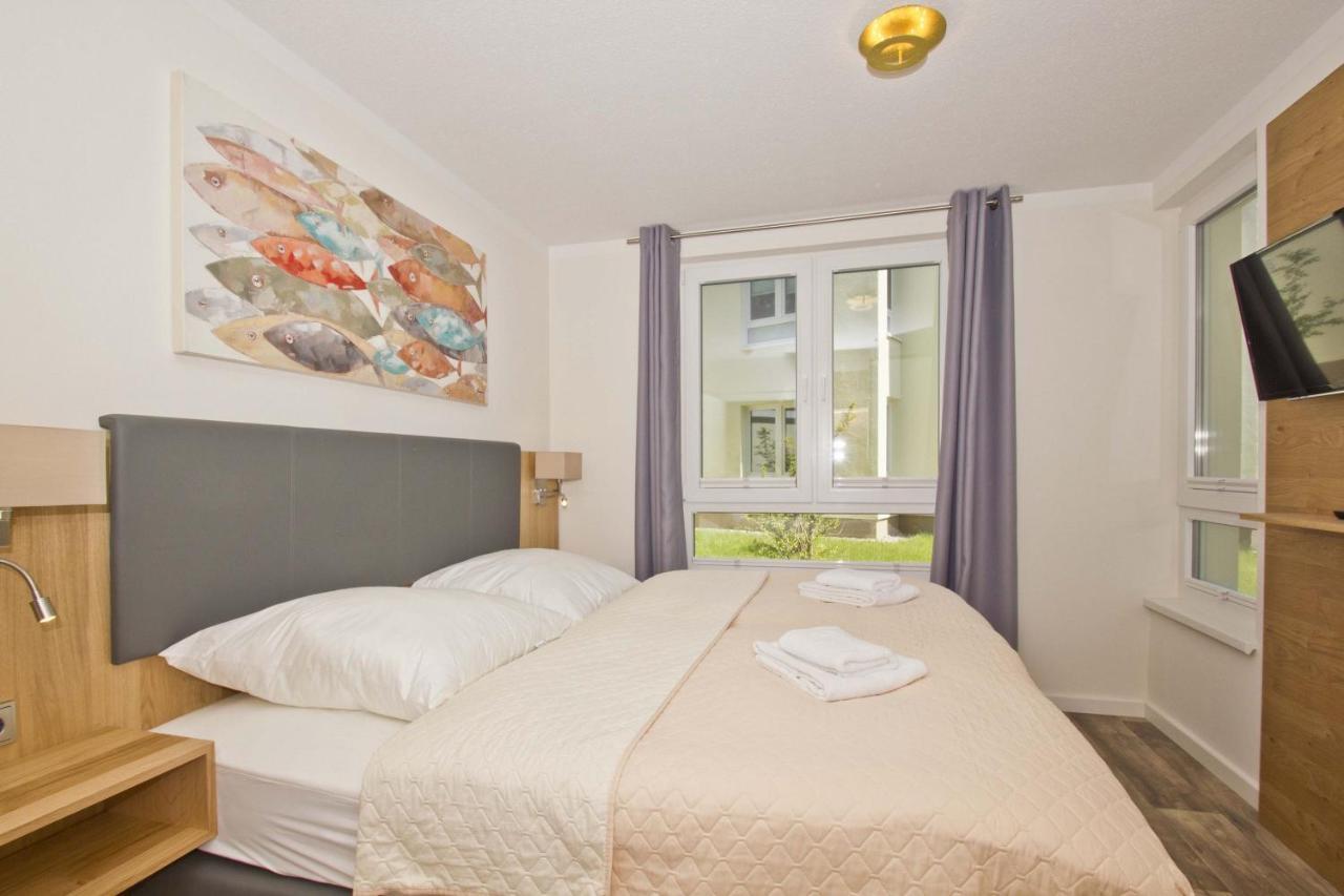 Mit Meerblick Und Terrasse, Gratis Nutzung Vom Ahoi Erlebnisbad Und Sauna In Sellin - Meeresblick Fewo 68 Goehren  Extérieur photo